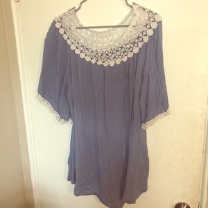 1x Love Ari light blue crochet neck/sleeves